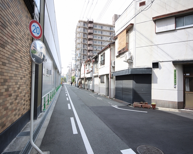 外壁塗装の「親水性」とは？メリット・デメリット、種類、選び方、施工方法を徹底解説！