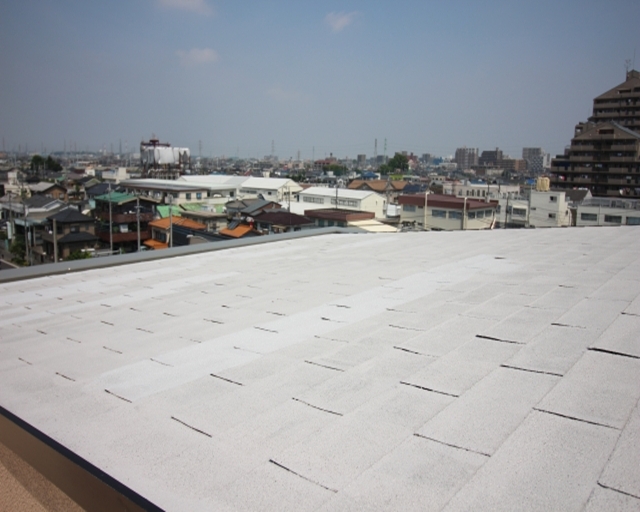 屋根の寿命を左右する！ルーフィングの重要性と選び方