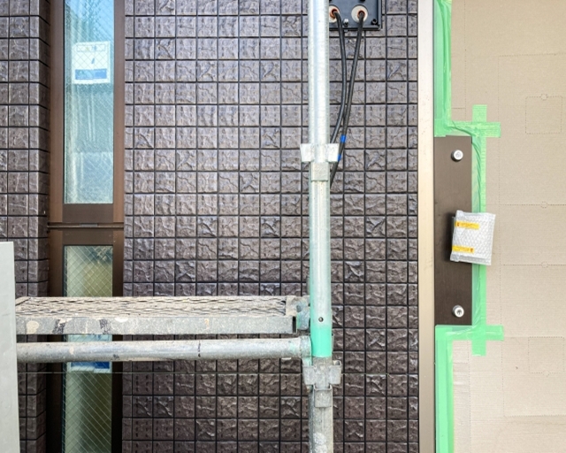 木質系サイディングの塗り替えで、家の寿命を延ばそう！適切な時期と選び方