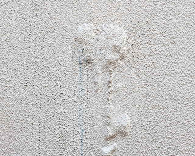 外壁塗装の「膨れ」はなぜ起こる？その原因と正しい対処法を徹底解説