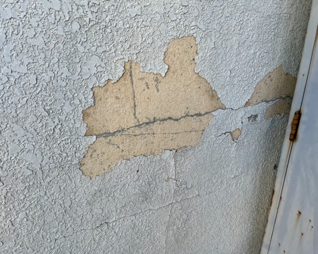 大阪の住宅向け外壁塗装と雨漏り対策の全て！原因・費用相場・優良業者の見分け方