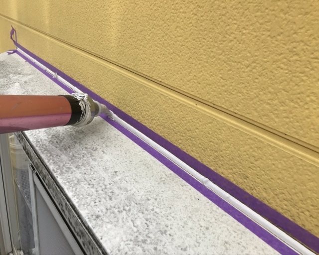 コーキングの寿命を延ばす！劣化原因と正しいメンテナンス方法